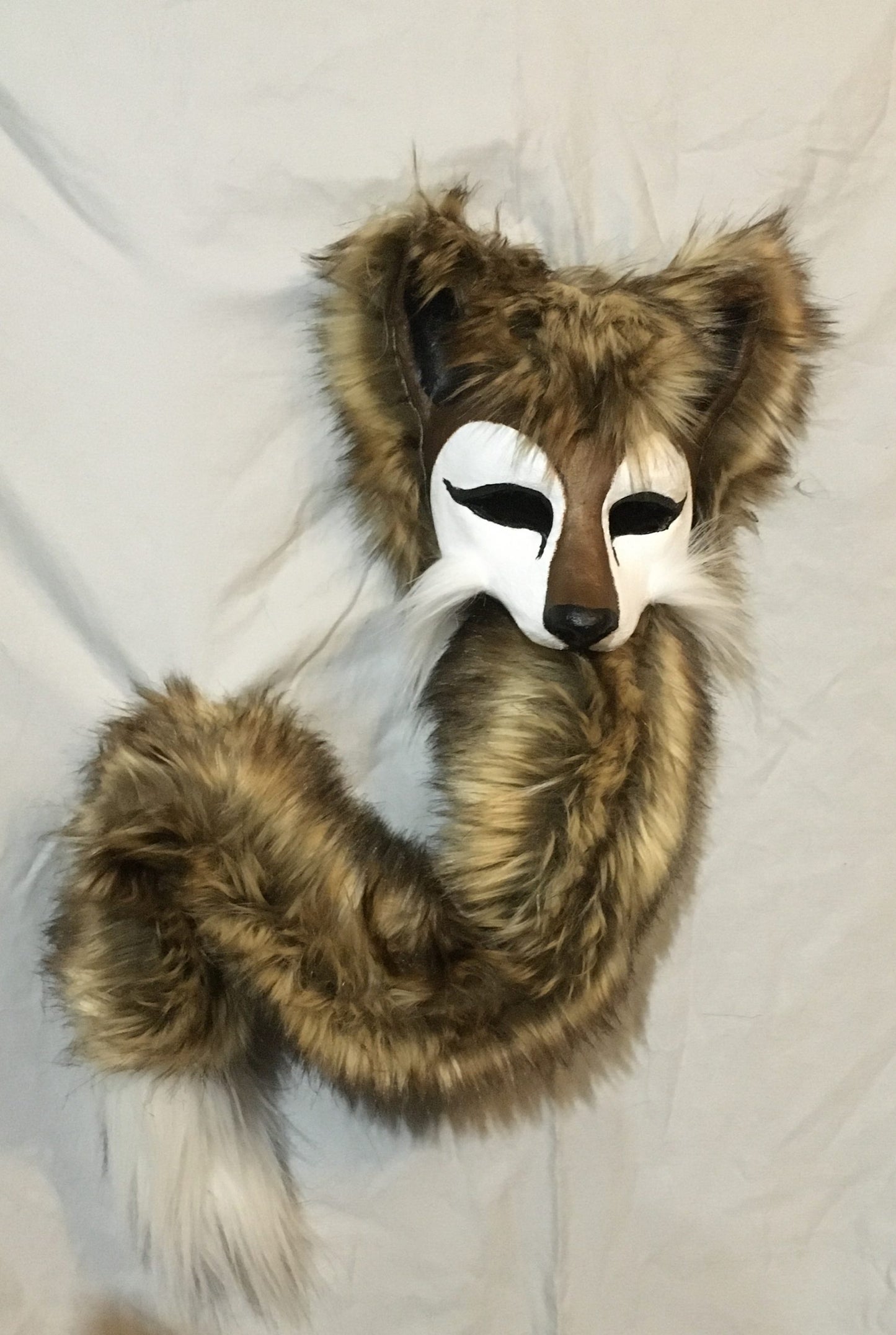 Brown Fox image 0