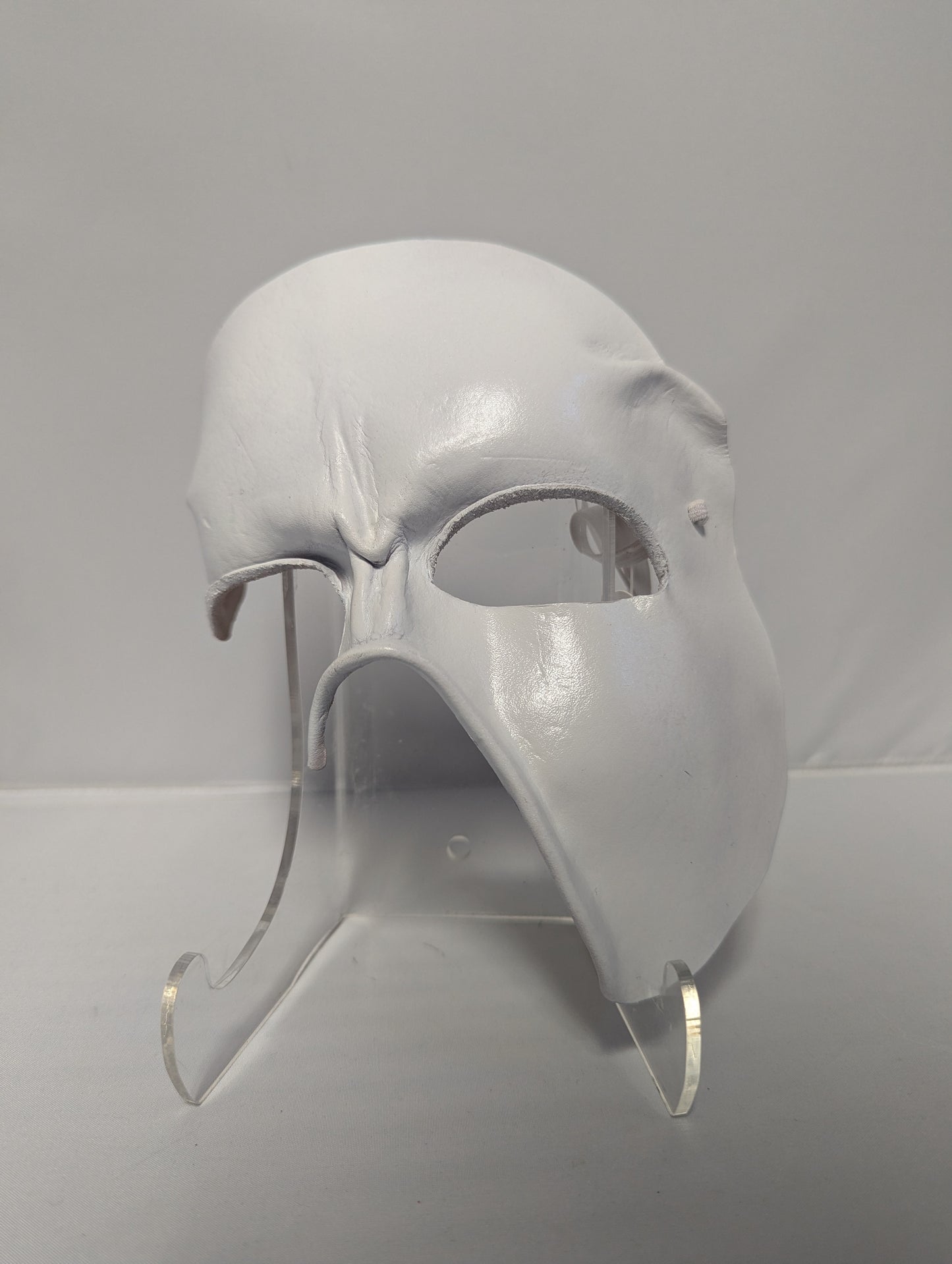 Phantom - white image 0