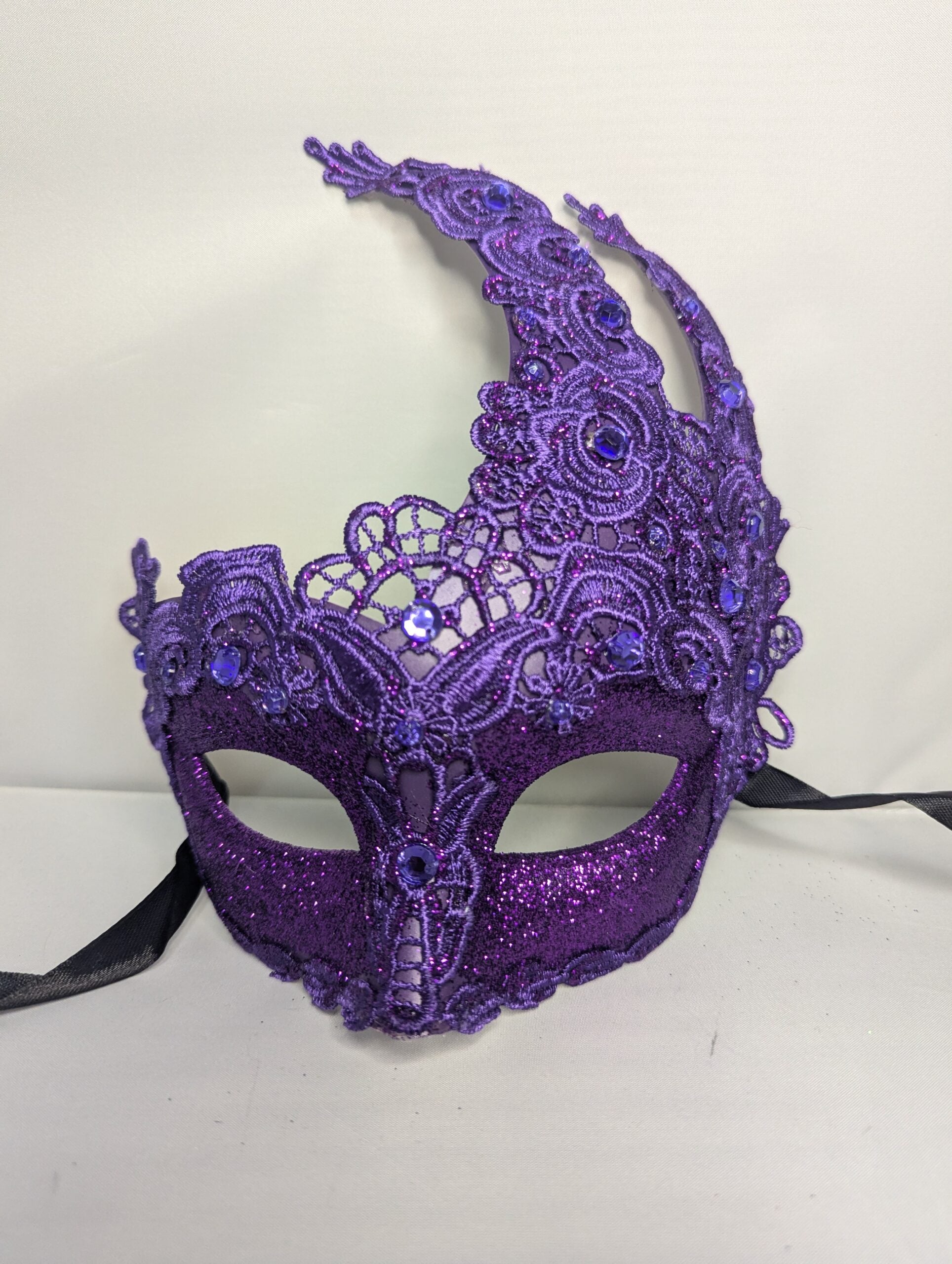 Lace Swan- Purple image 0