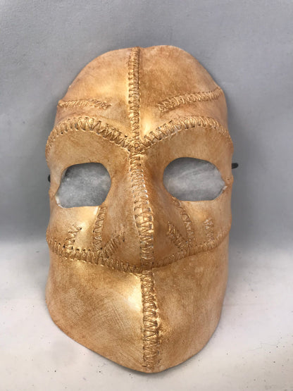Gold Bauta image 0
